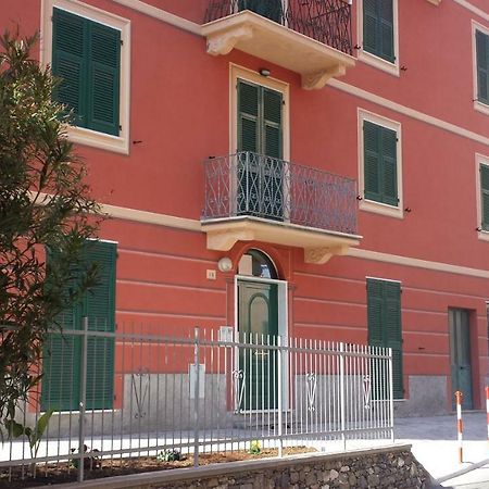 Appartamenti Enrica Moneglia Exterior foto