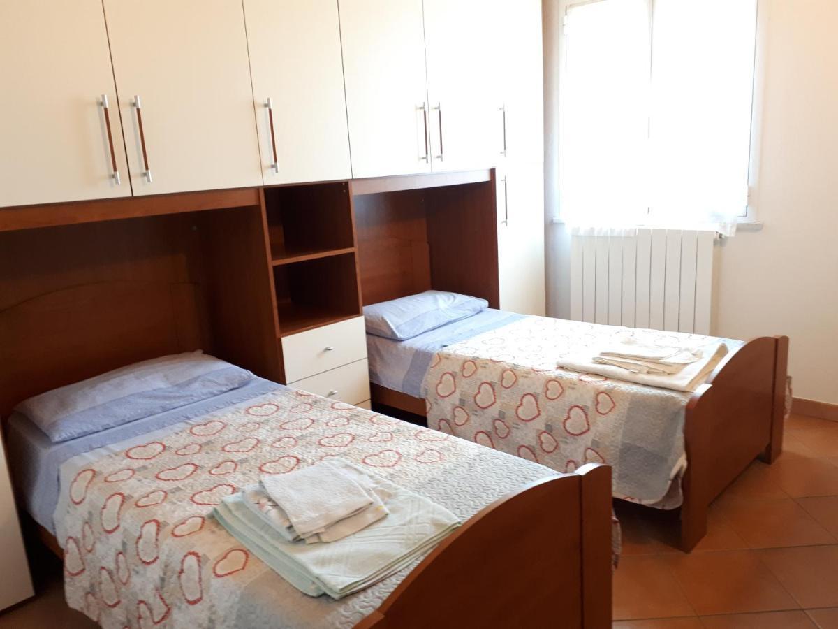 Appartamenti Enrica Moneglia Exterior foto