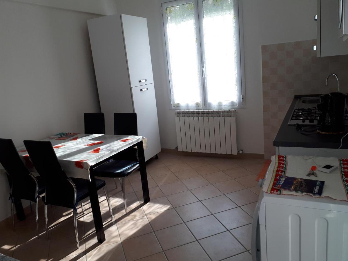 Appartamenti Enrica Moneglia Exterior foto