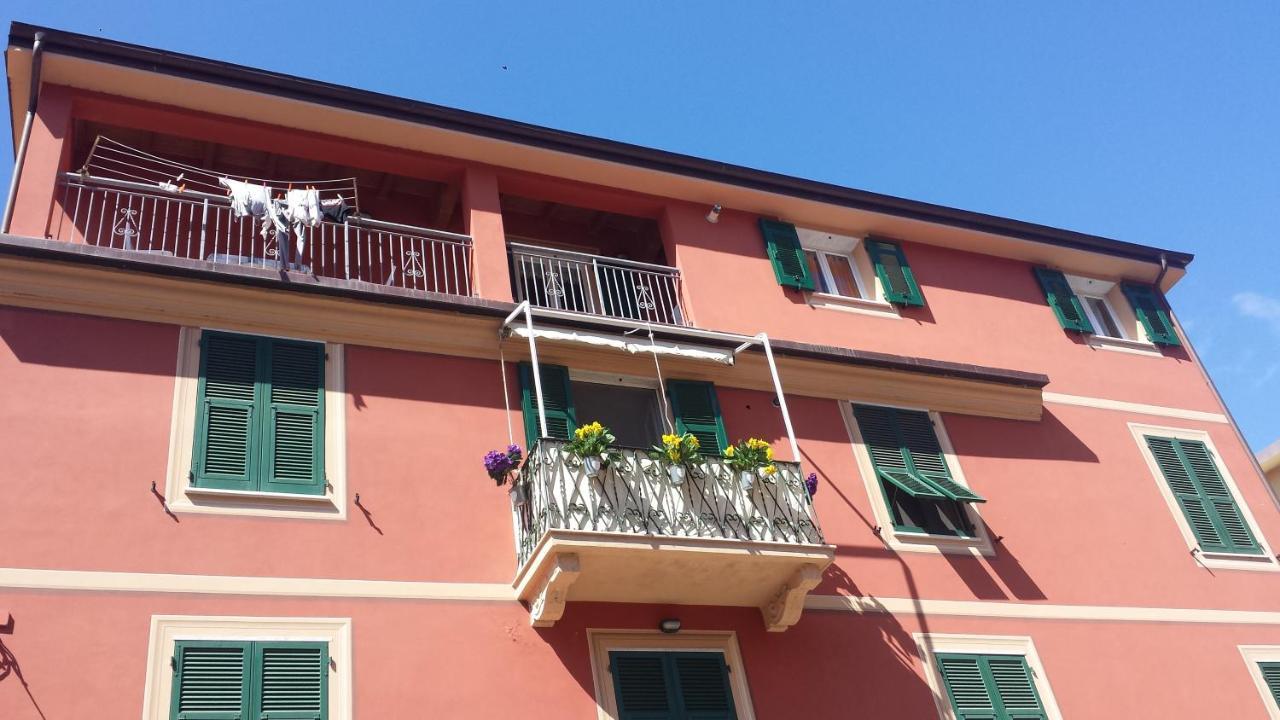 Appartamenti Enrica Moneglia Exterior foto