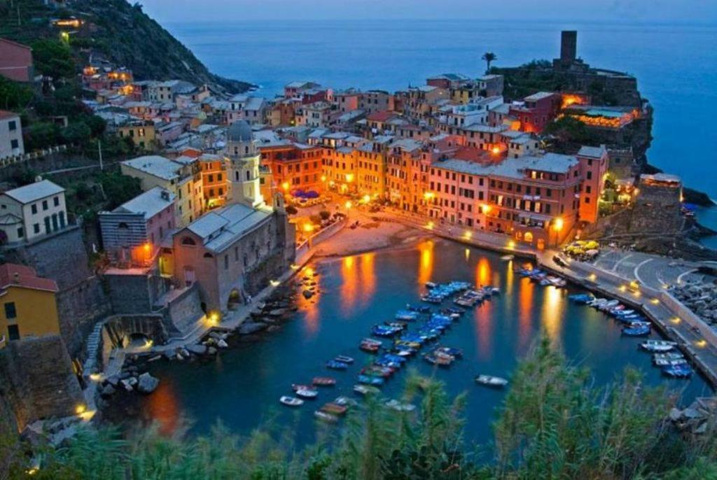 Appartamenti Enrica Moneglia Exterior foto