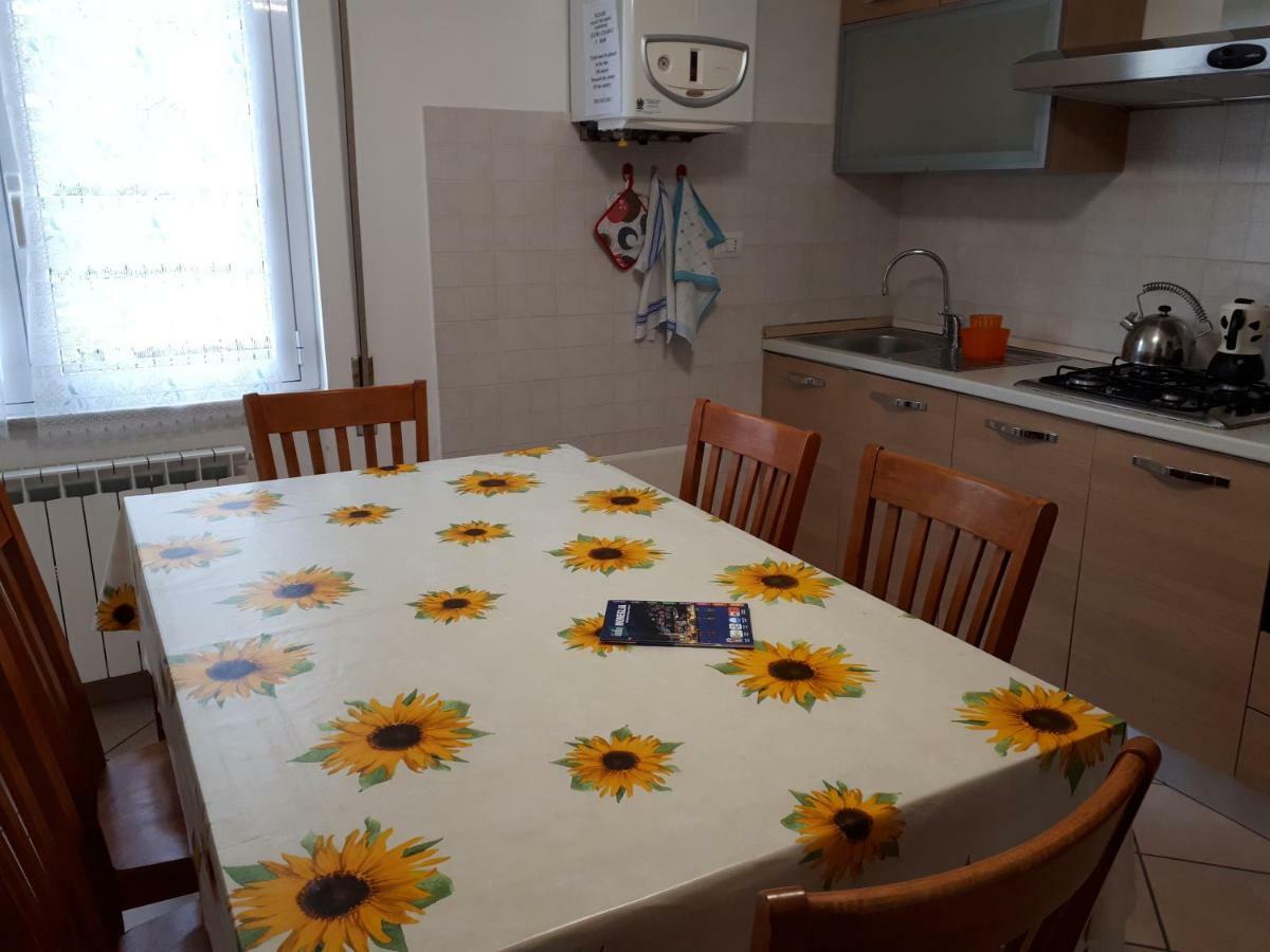 Appartamenti Enrica Moneglia Exterior foto
